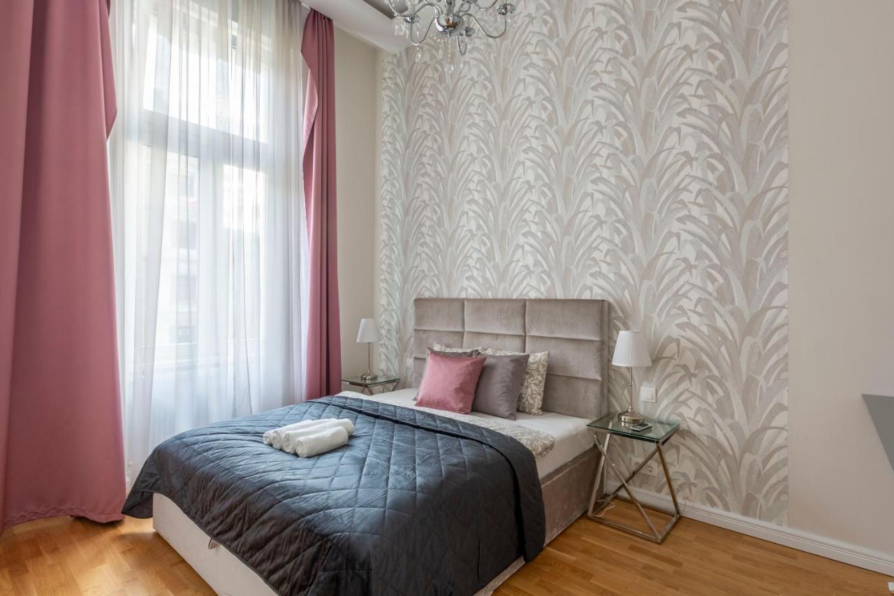 Luxury 3Bedrm 2Bathrm Apartment With Danube River View Budapest Exteriör bild