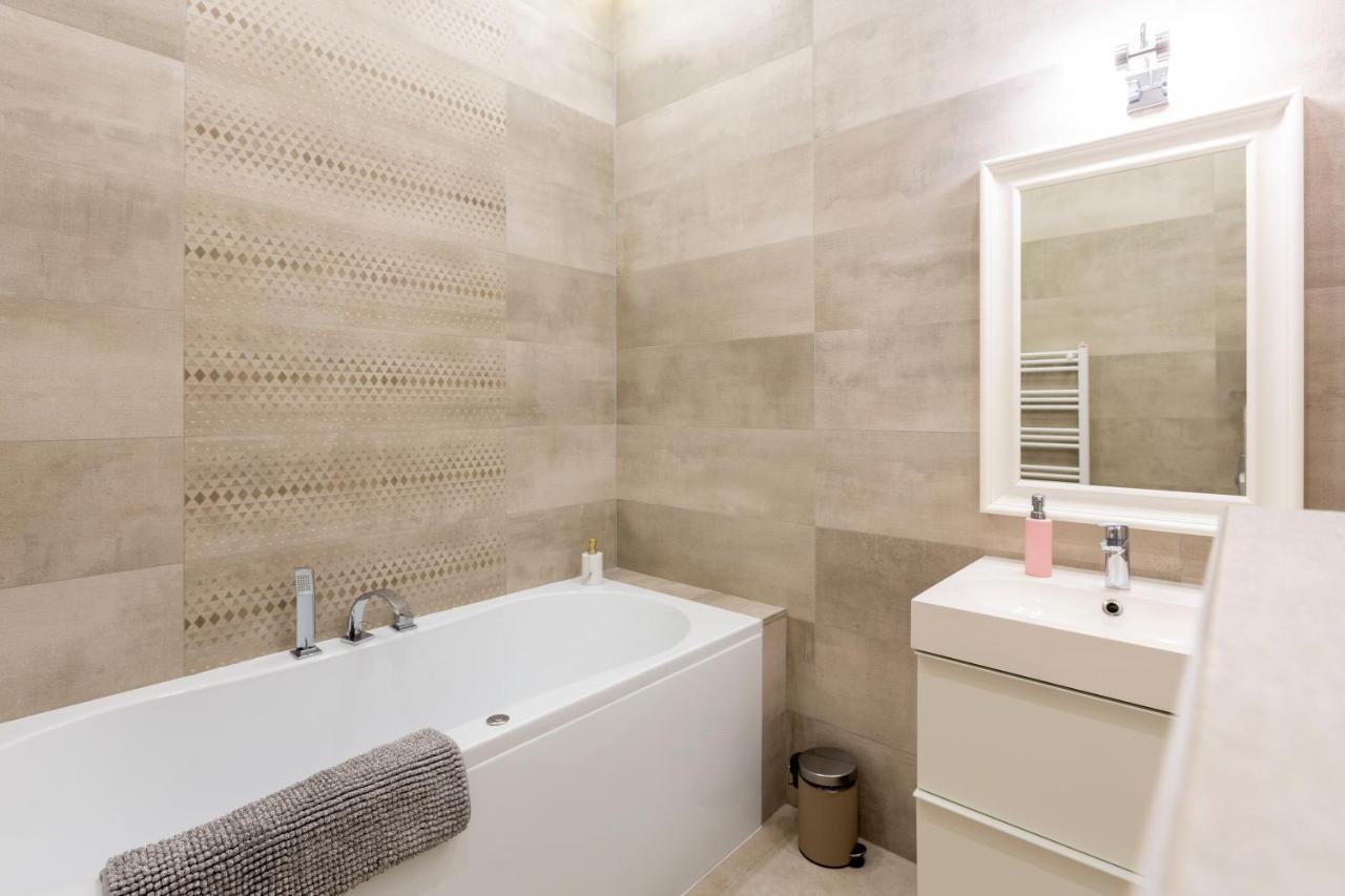 Luxury 3Bedrm 2Bathrm Apartment With Danube River View Budapest Exteriör bild