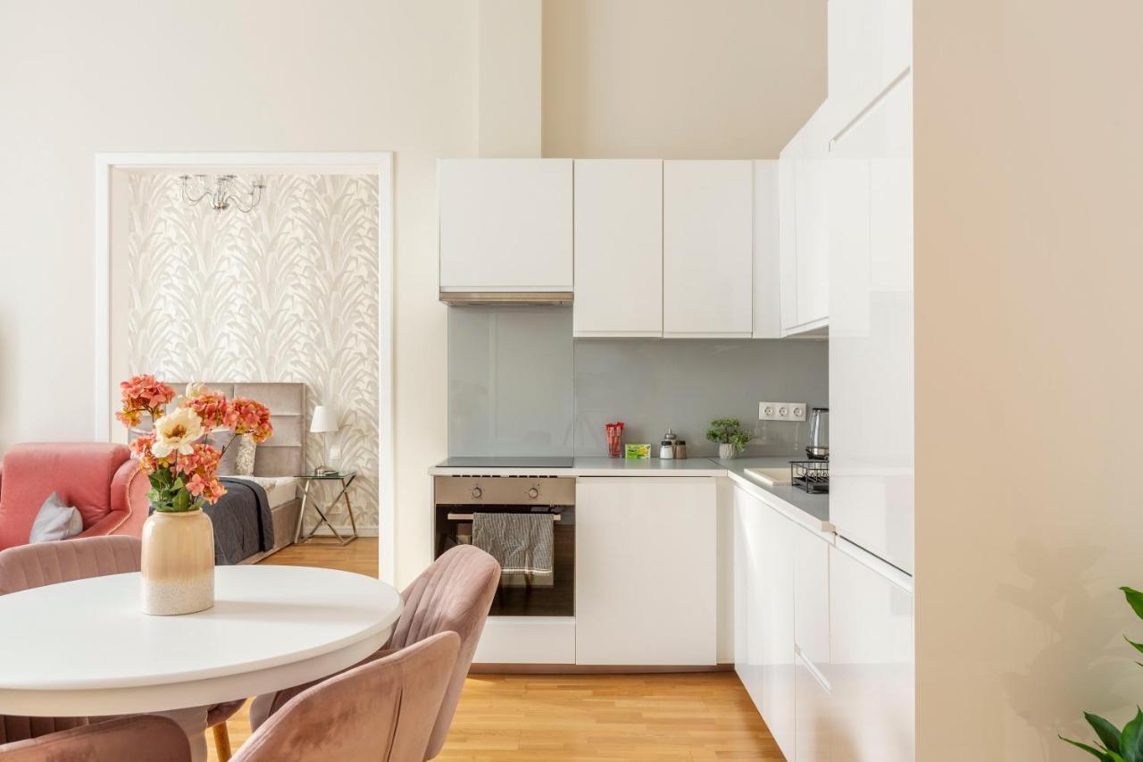 Luxury 3Bedrm 2Bathrm Apartment With Danube River View Budapest Exteriör bild