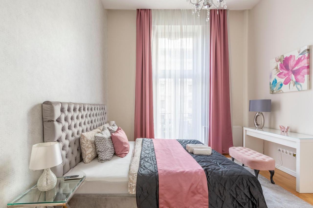 Luxury 3Bedrm 2Bathrm Apartment With Danube River View Budapest Exteriör bild