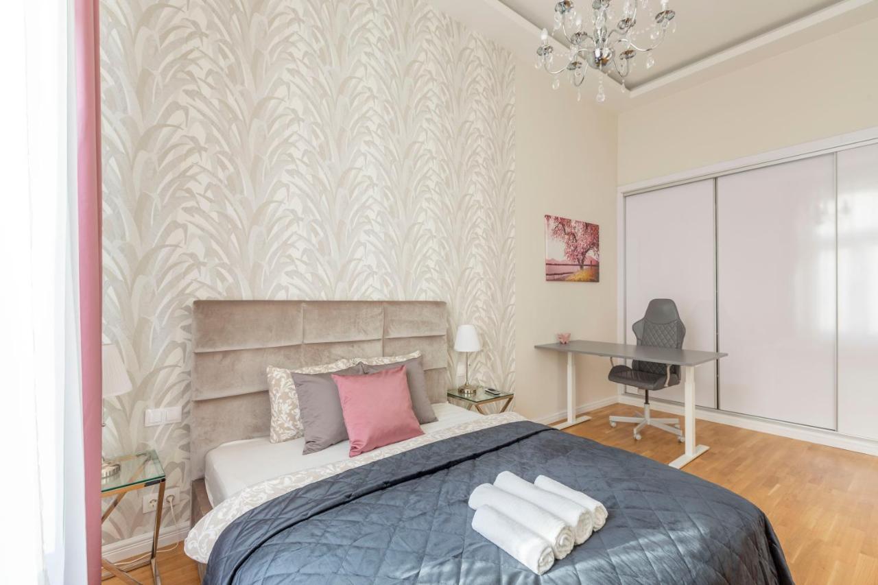 Luxury 3Bedrm 2Bathrm Apartment With Danube River View Budapest Exteriör bild